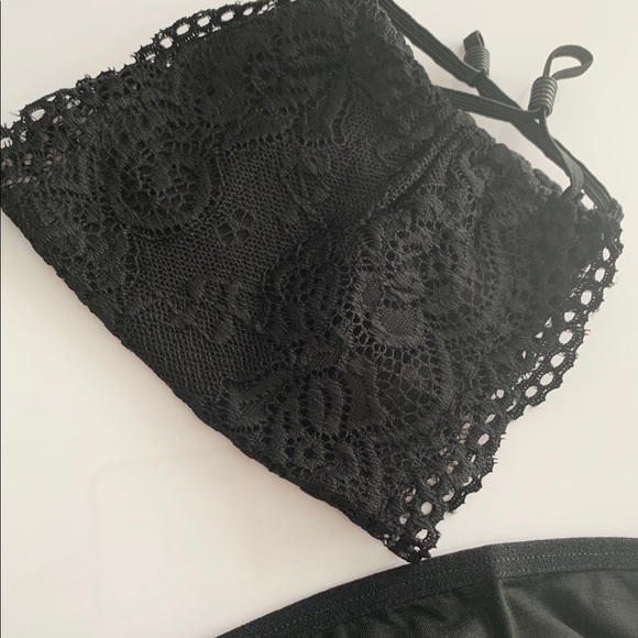 Black Lace Face Mask + BONUS cotton face mask - Picture 3 of 5